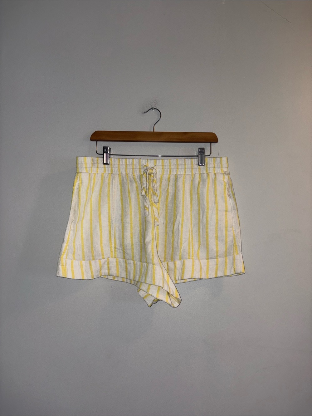 Universal Thread | Yellow Striped Shorts (NWOT)